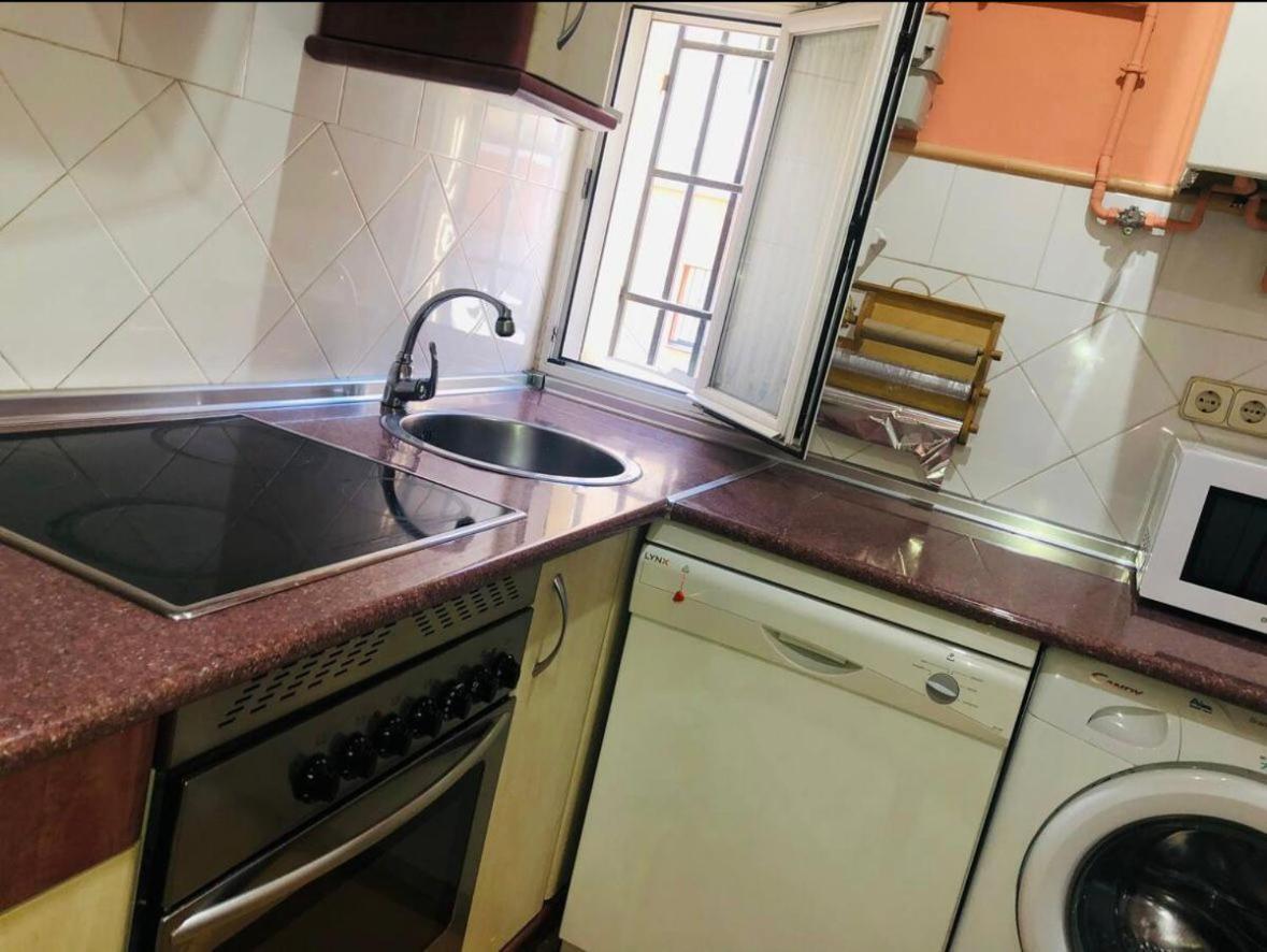 Apartamento Pisos Barajas 5 Personas *