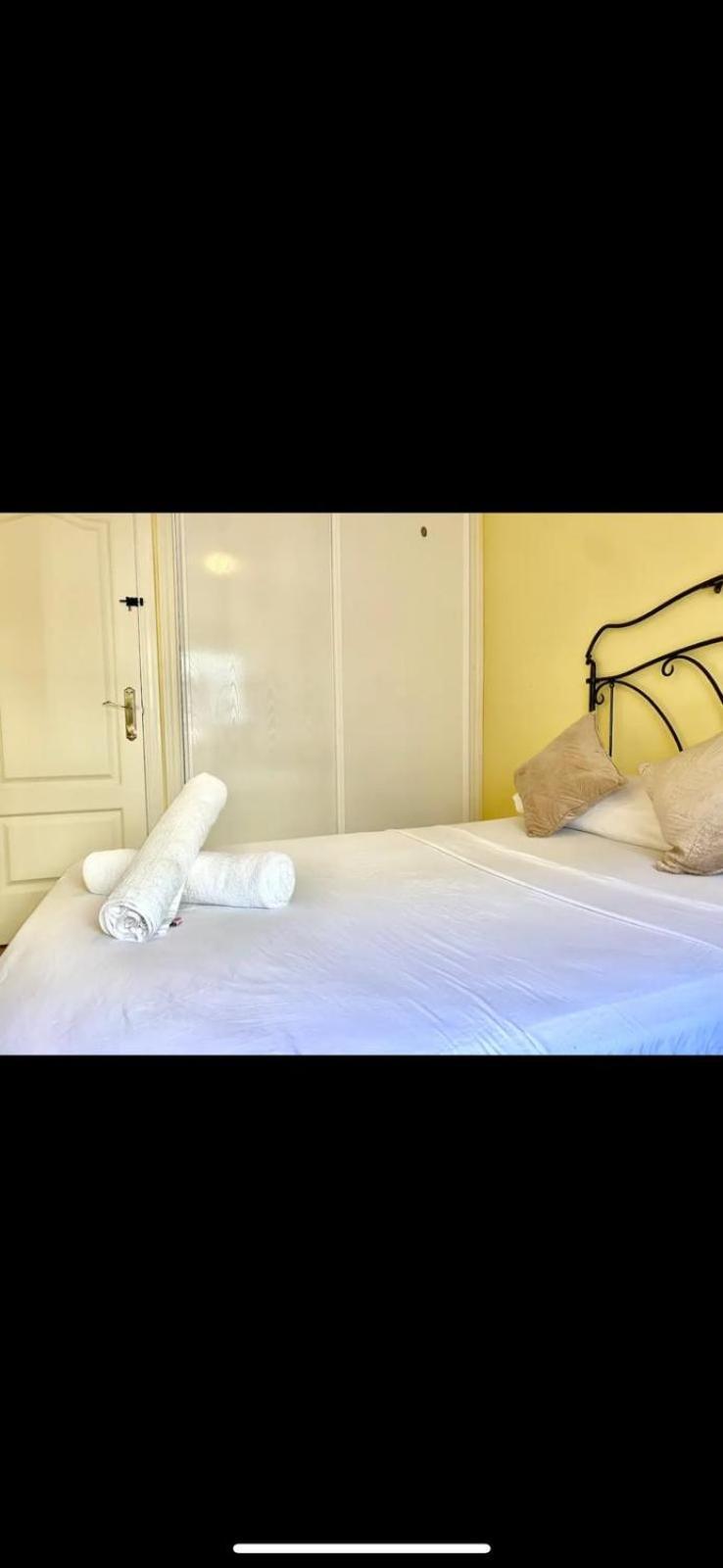 Apartamento Pisos Barajas 5 Personas Madrid
